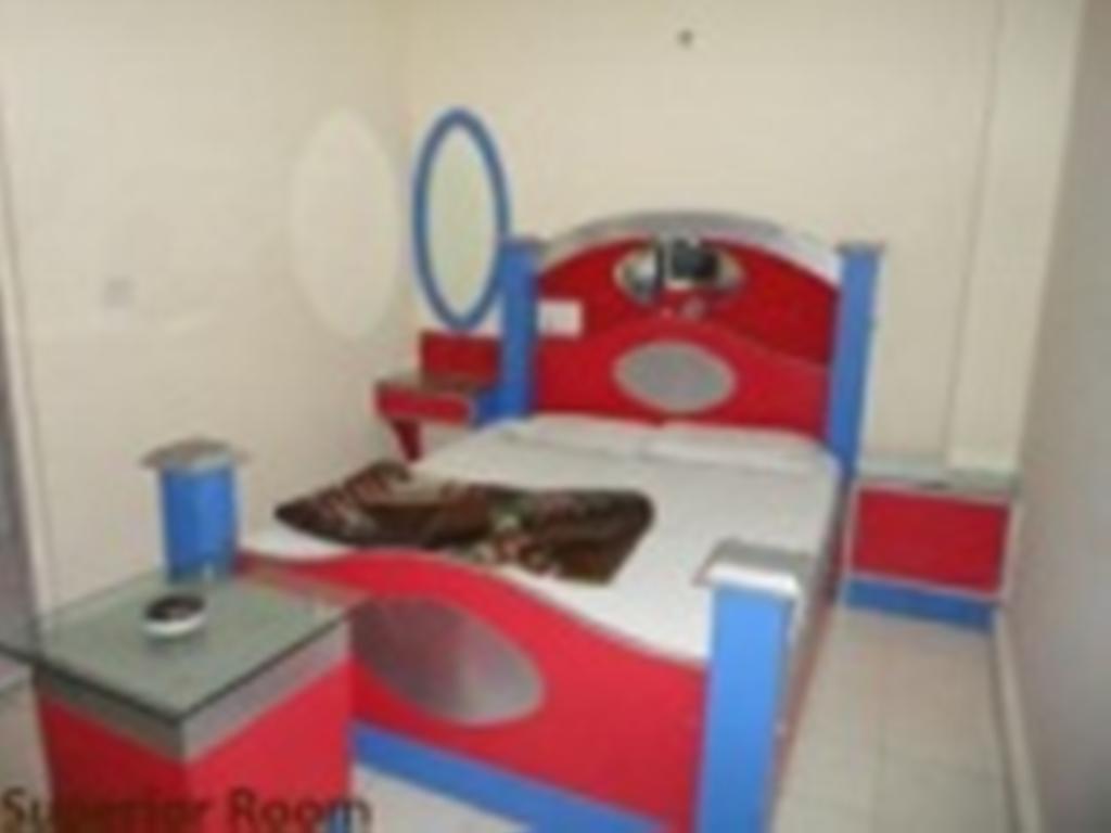 Hotel Hans International Neu-Delhi Zimmer foto